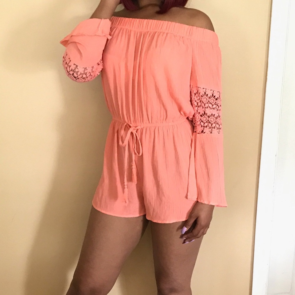 Off Shoulder Romper - Picture 2 of 2